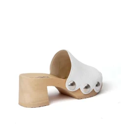 Henrike Buttero White (Nature)<SOFTCLIX Hot