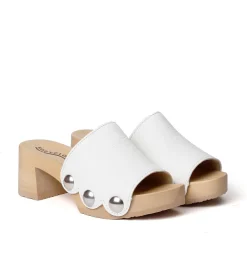 Henrike Buttero White (Nature)<SOFTCLIX Hot